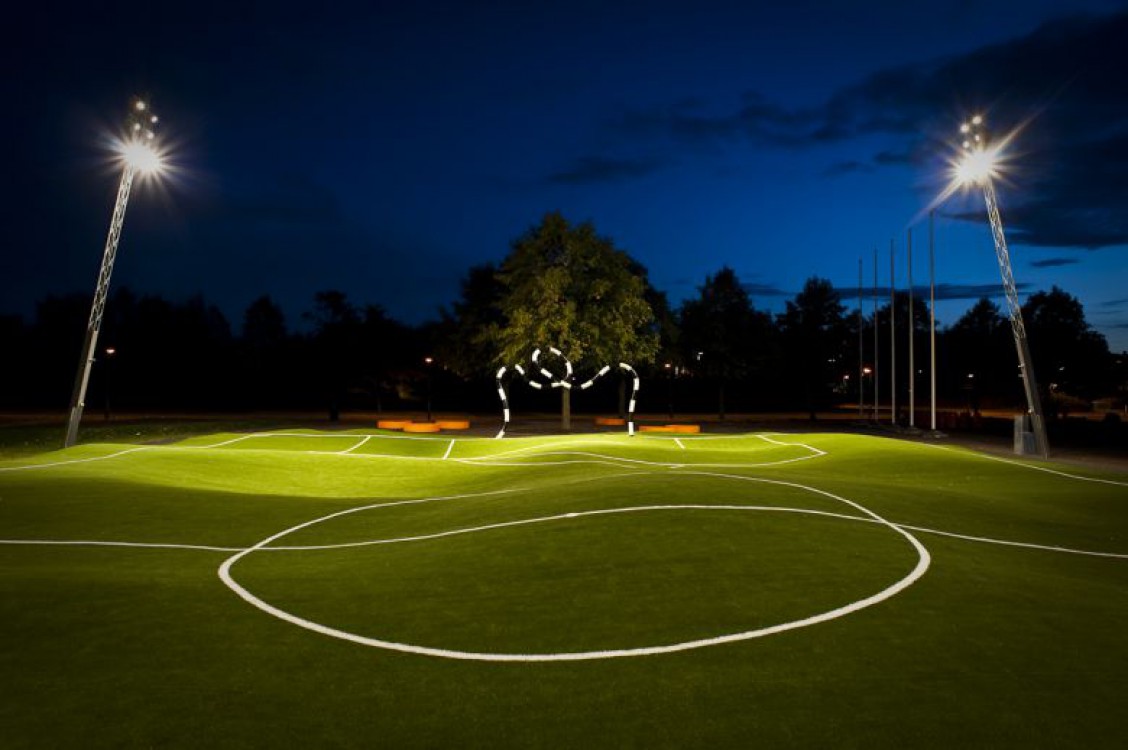 <h1><a href='/medlemmar/johan-ferner-strom'>Johan Ferner Ström</a></h1><h4>&nbsp;"Puckelbollplanen" Malm&ouml;.<br />
Nominerad till Sienapriset samt Making Space Award 2010</h4>